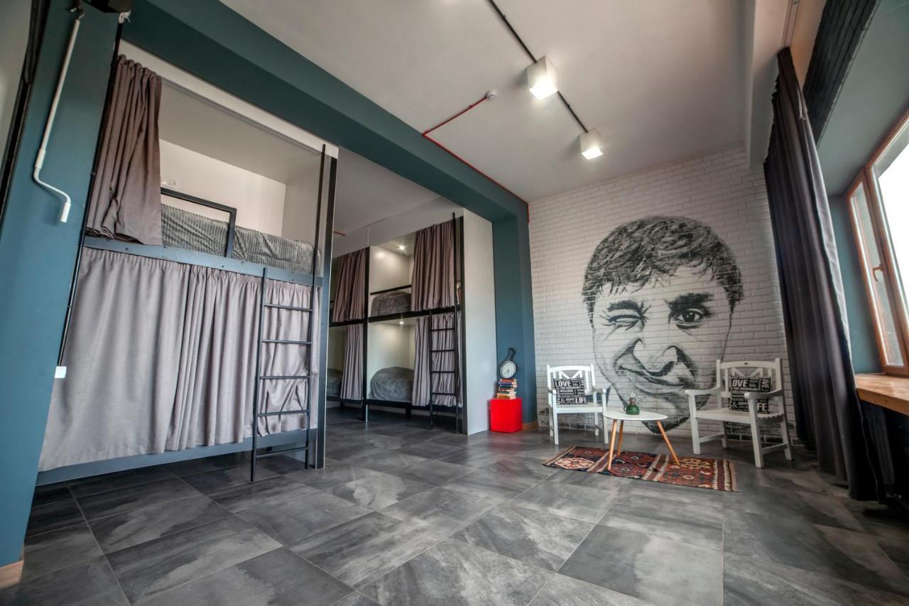 Loft Hostel Gyumri Exterior photo